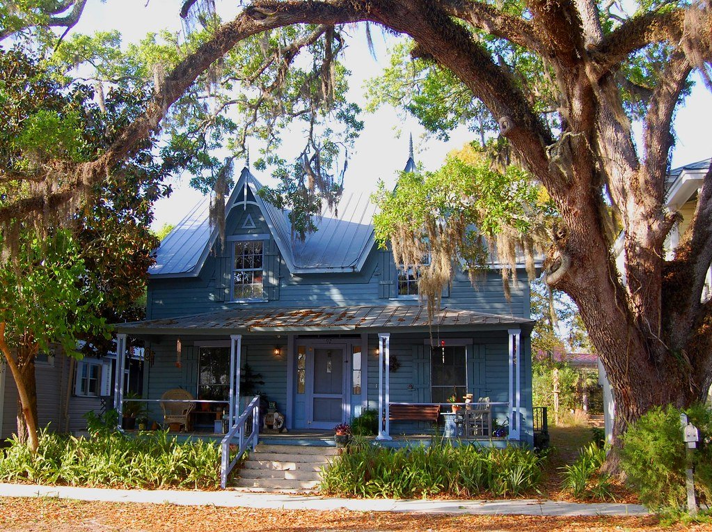 The Historic Charm⁤ and ‌Natural Beauty of Apalachicola, FL: An Ideal Location for Your Next ‍Home Purchase